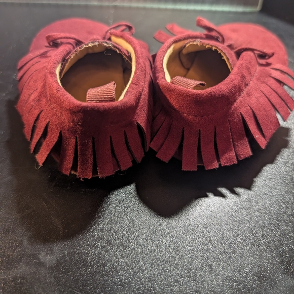 Stylish Burgundy Kids Moccasins - Picture 3 of 4